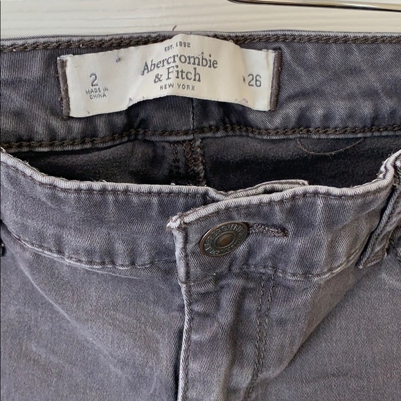 A&F Pants Size: 2 W 26 Used - Picture 3 of 7